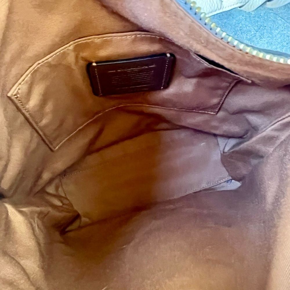 Coach White Abby Duffle Pebbled Leather Shoulder Bag - Picture 8 of 9